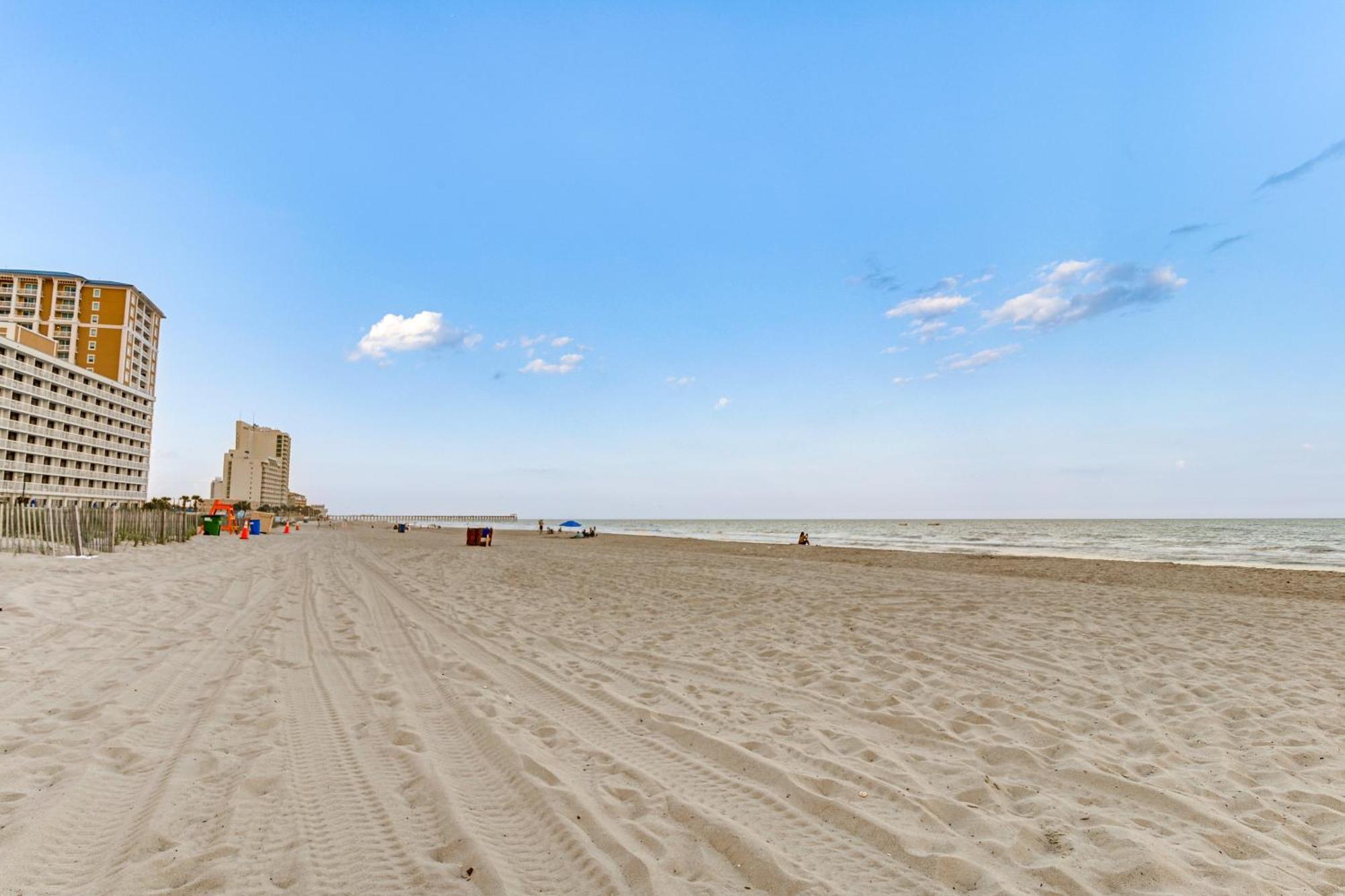 Updated Resort Condo, Walk To Myrtle Beach! Exterior photo