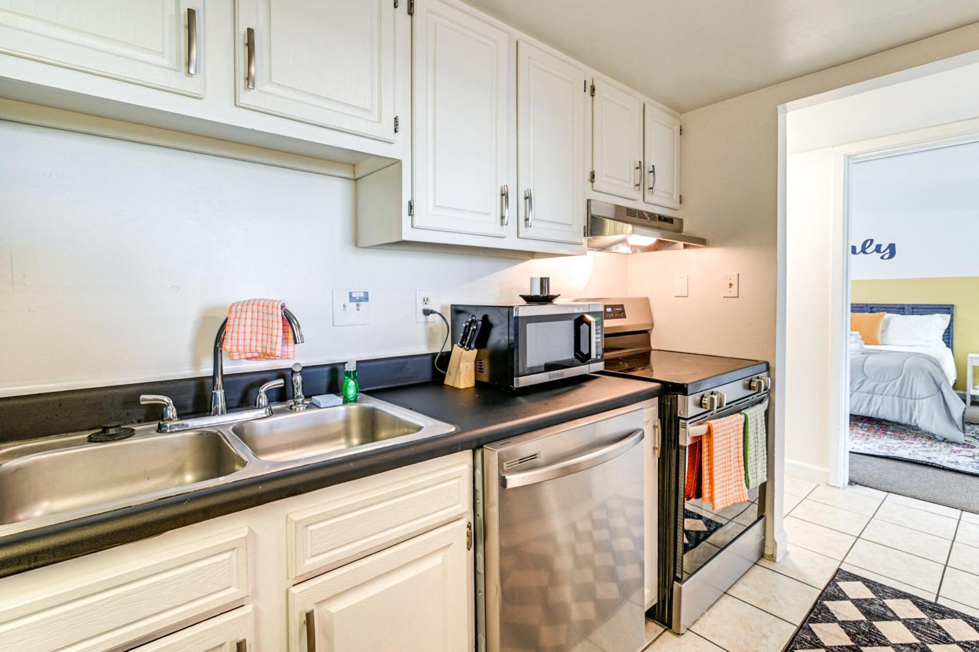 Updated Resort Condo, Walk To Myrtle Beach! Exterior photo